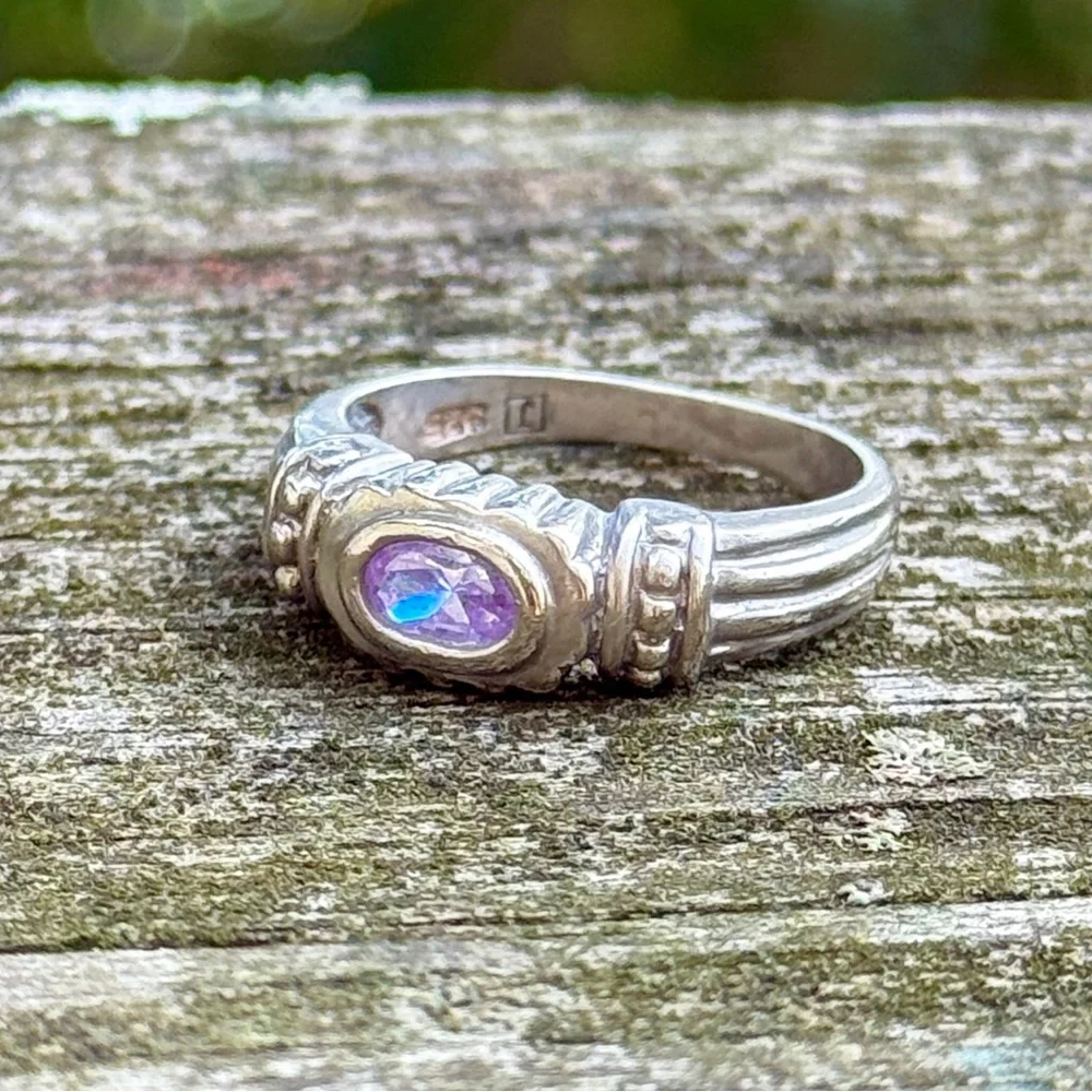 VINTAGE Antique Sterling Silver Ring w/ Amethyst (size 6)